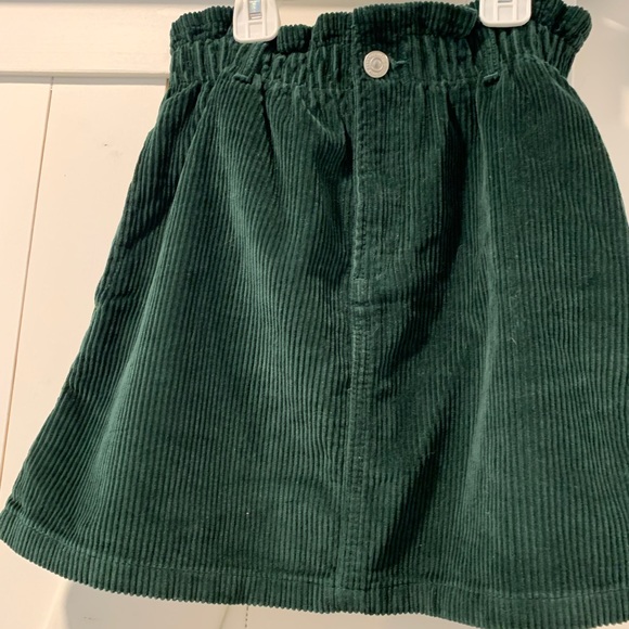Zara Girls Dark Green Corduroy Skirt (13-14) NWOT - Picture 1 of 5